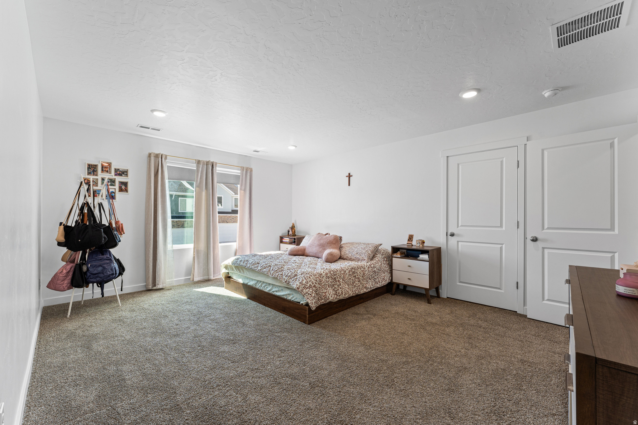 LITTLE VALLEY GATEWA - Residential