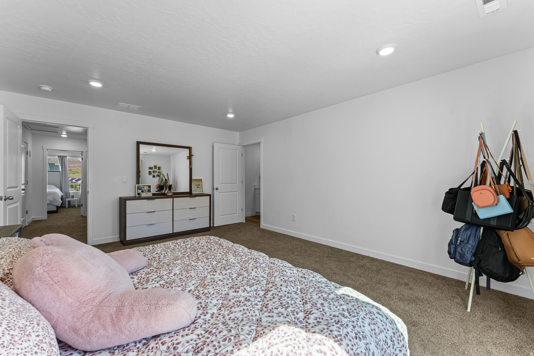 LITTLE VALLEY GATEWA - Residential