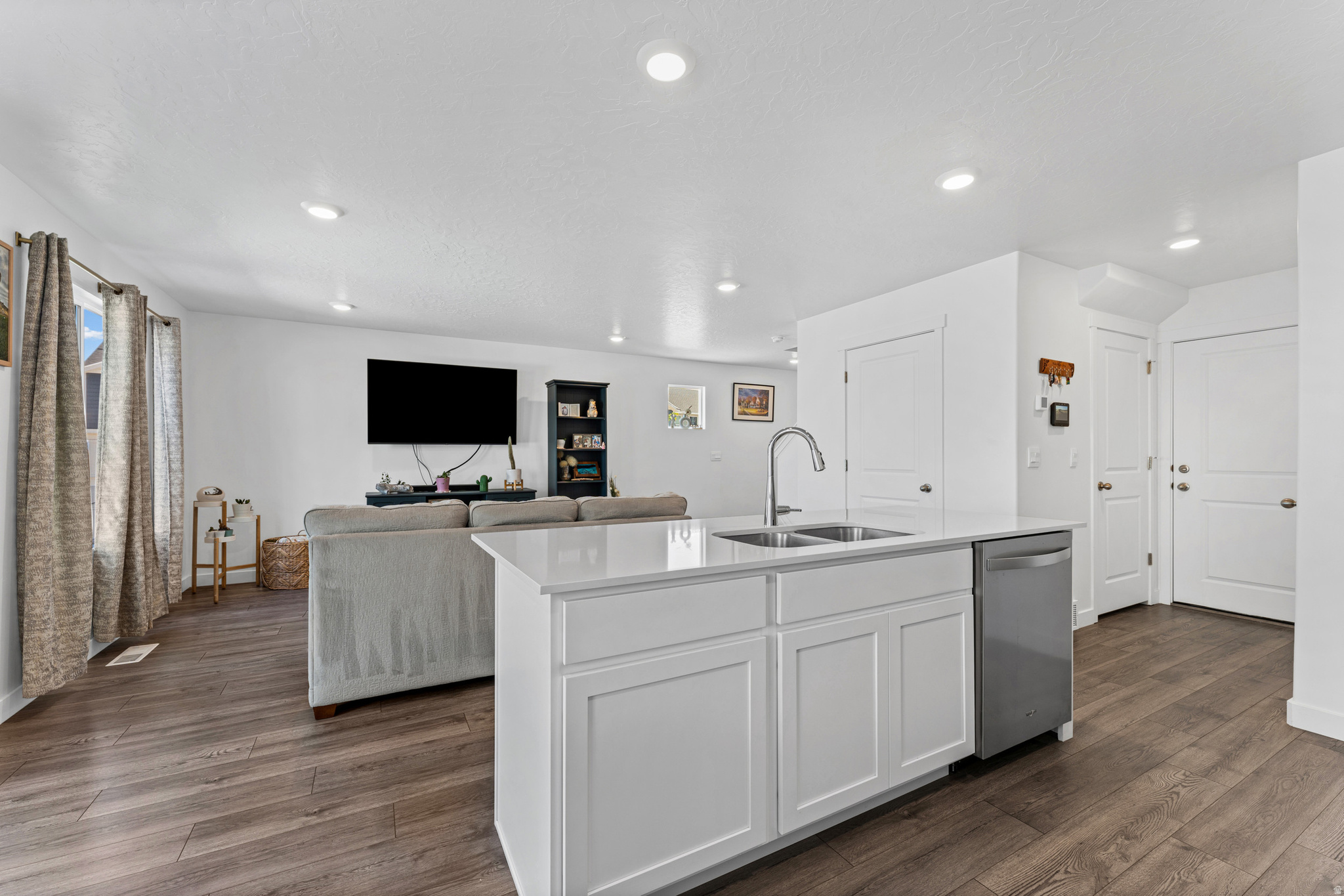 LITTLE VALLEY GATEWA - Residential
