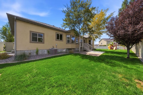 Tiny photo for 2042 W 2185 S, Woods Cross, UT 84087 (MLS # 2181335)