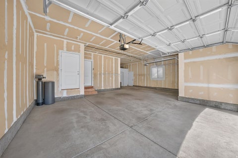 Tiny photo for 2042 W 2185 S, Woods Cross, UT 84087 (MLS # 2181335)