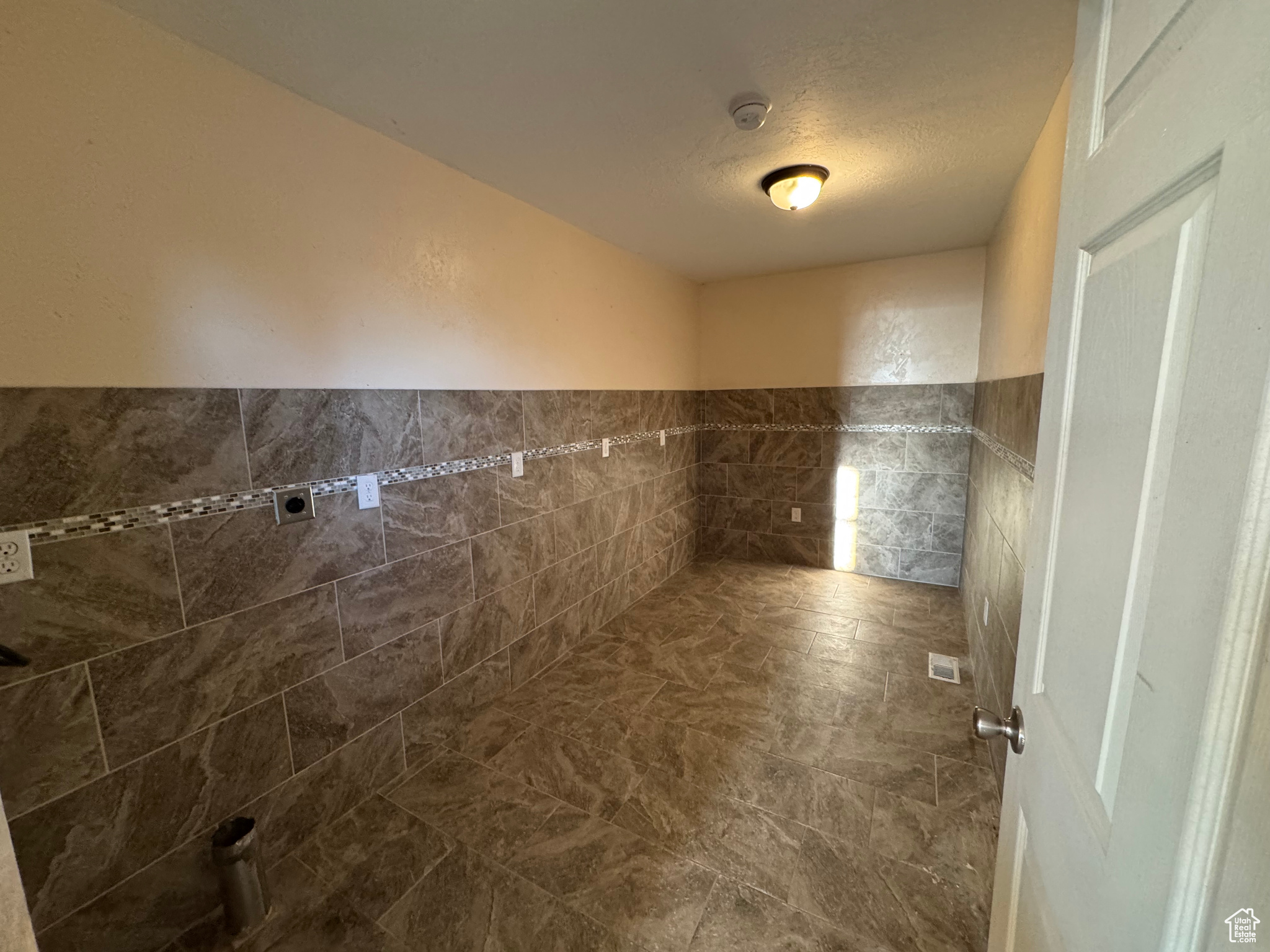 DRAGERTON SUB - Residential