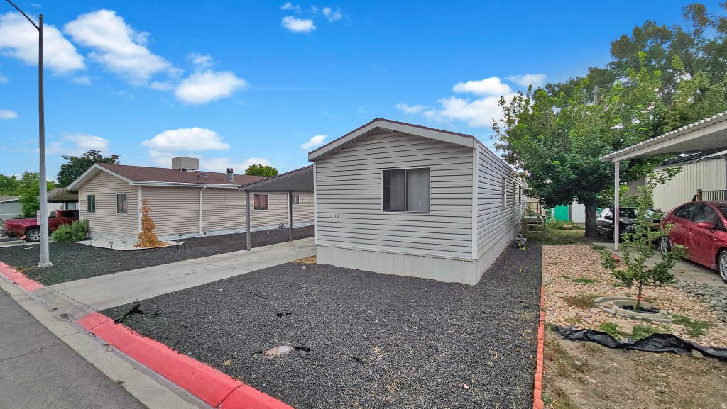 Photo of 1172 S 1000 E #32, Provo, UT 84606 (MLS # 2170373)