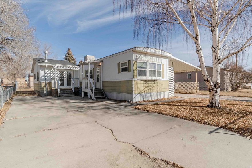 This well maintained home in a beautiful quiet neighborhood has everything you need at a great price. Move in ready this property boasts many updates tons of storage and is minutes from Starvation Reservoir. Close to all things outdoors it really is a MUST-SEE call me