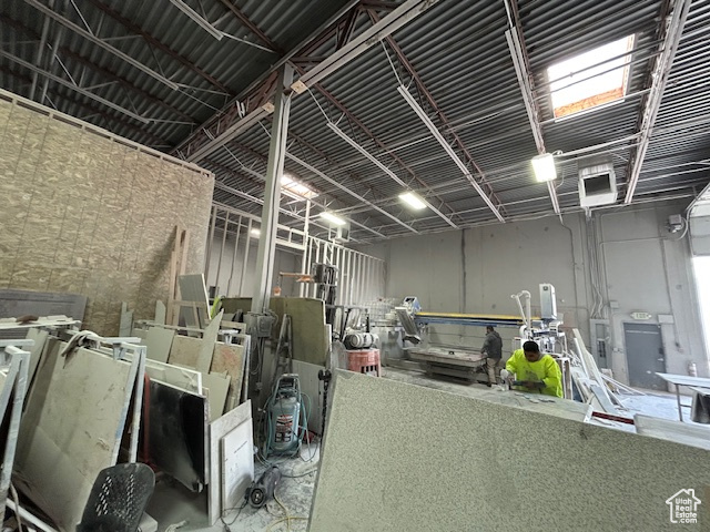 PARK - Commercial Sale