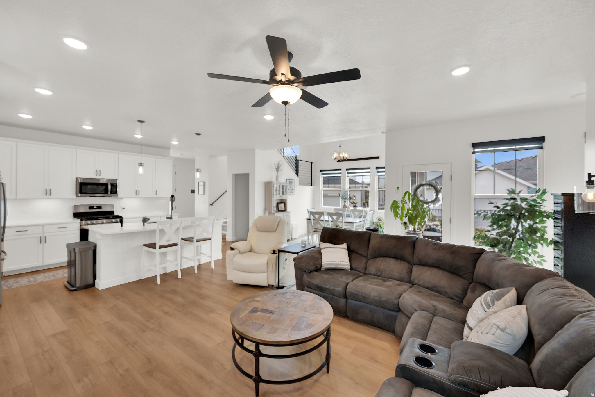 DAYBREAK - Residential