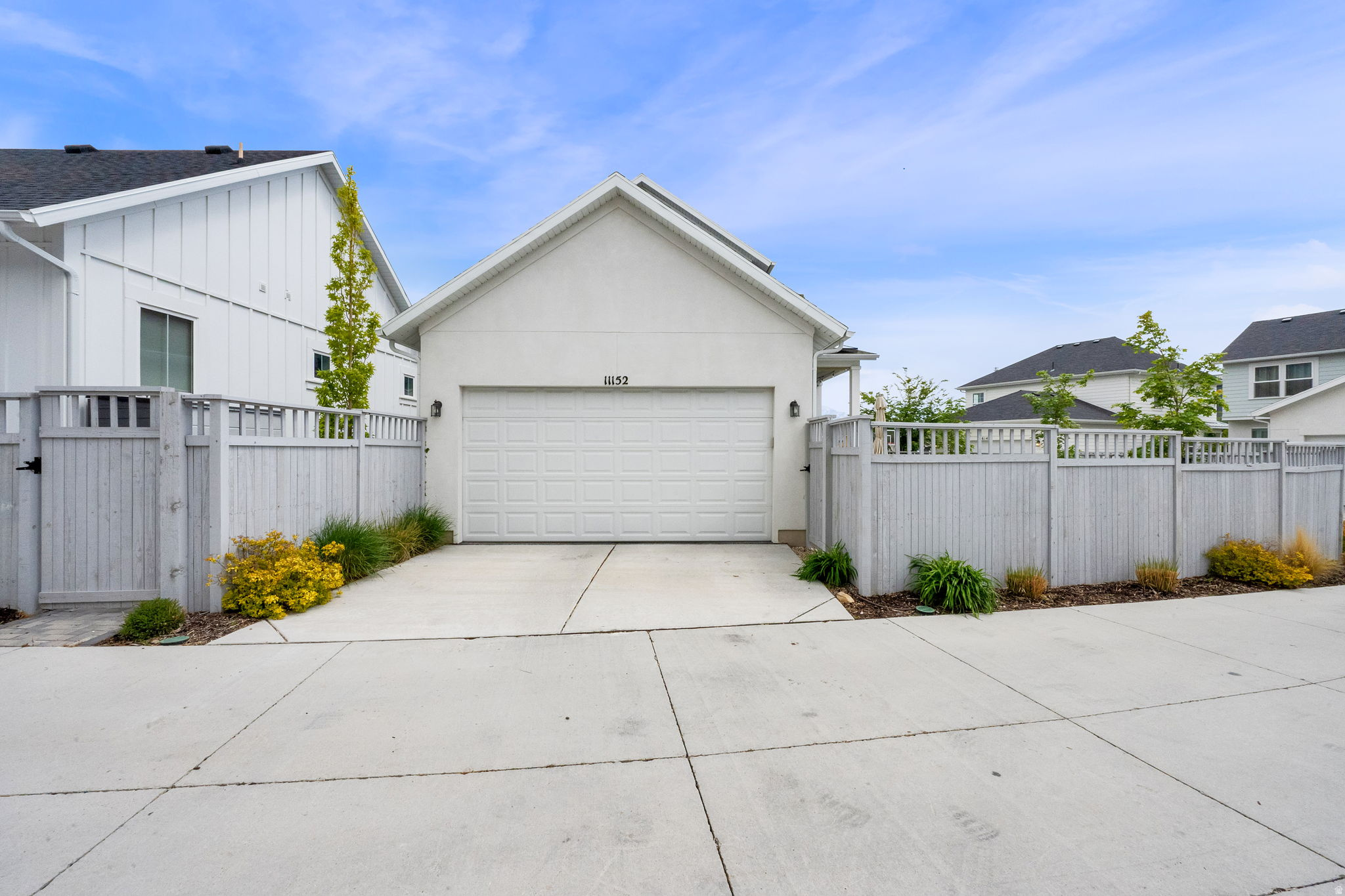 DAYBREAK - Residential