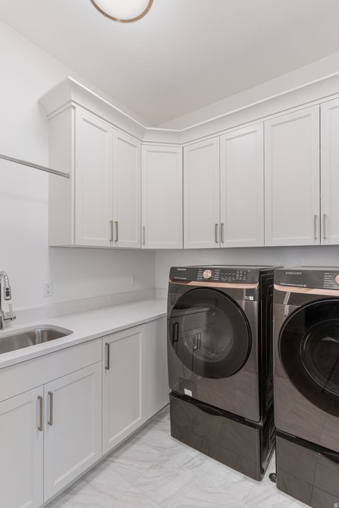 Tiny photo for 3178 E 2110 S, Saint George, UT 84790 (MLS # 2135085)