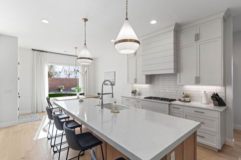 Tiny photo for 3178 E 2110 S, Saint George, UT 84790 (MLS # 2135085)