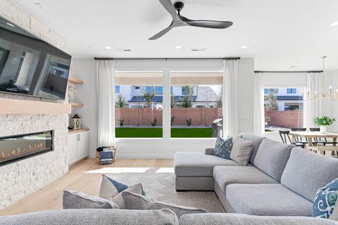 Tiny photo for 3178 E 2110 S, Saint George, UT 84790 (MLS # 2135085)