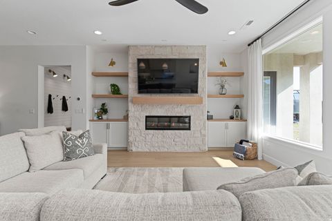 Tiny photo for 3178 E 2110 S, Saint George, UT 84790 (MLS # 2135085)