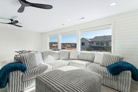 Tiny photo for 3178 E 2110 S, Saint George, UT 84790 (MLS # 2135085)