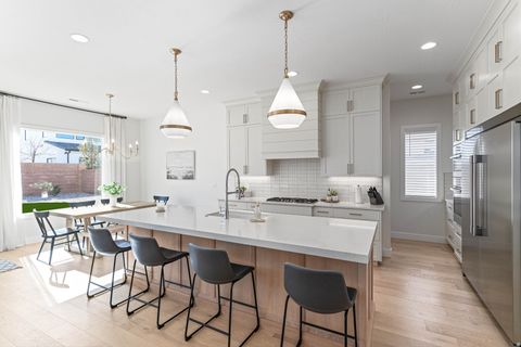 Tiny photo for 3178 E 2110 S, Saint George, UT 84790 (MLS # 2135085)