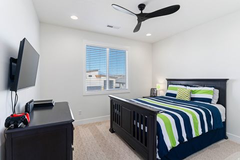 Tiny photo for 3178 E 2110 S, Saint George, UT 84790 (MLS # 2135085)