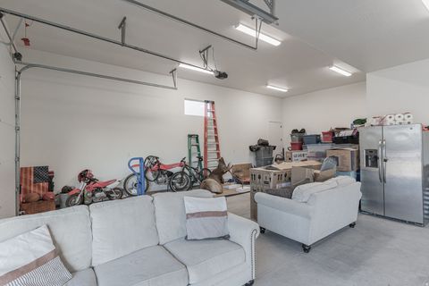 Tiny photo for 3178 E 2110 S, Saint George, UT 84790 (MLS # 2135085)