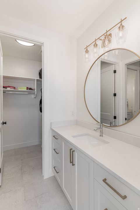 Tiny photo for 3178 E 2110 S, Saint George, UT 84790 (MLS # 2135085)