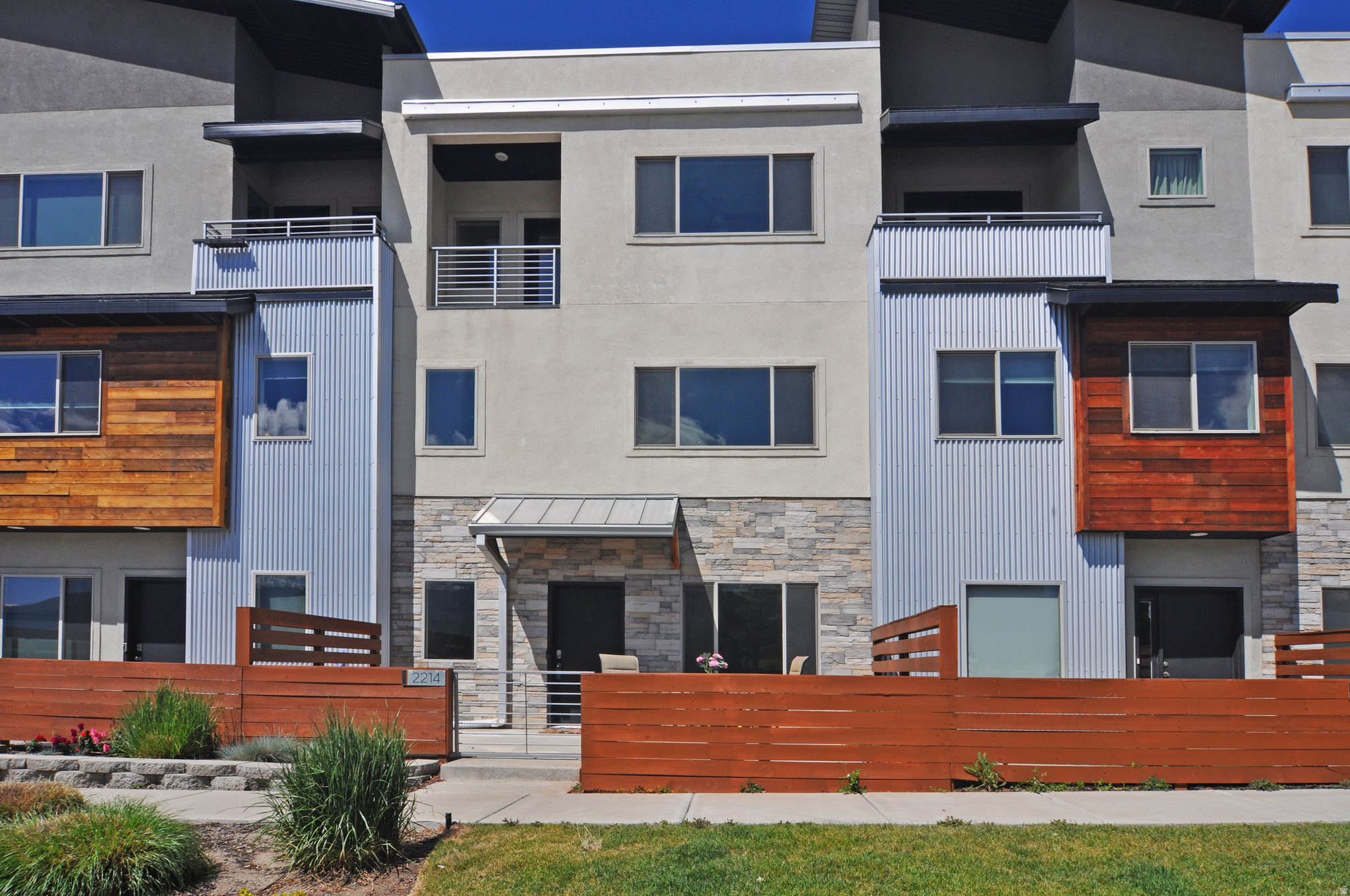 SUNRIVER TOWNHOMES - Residential