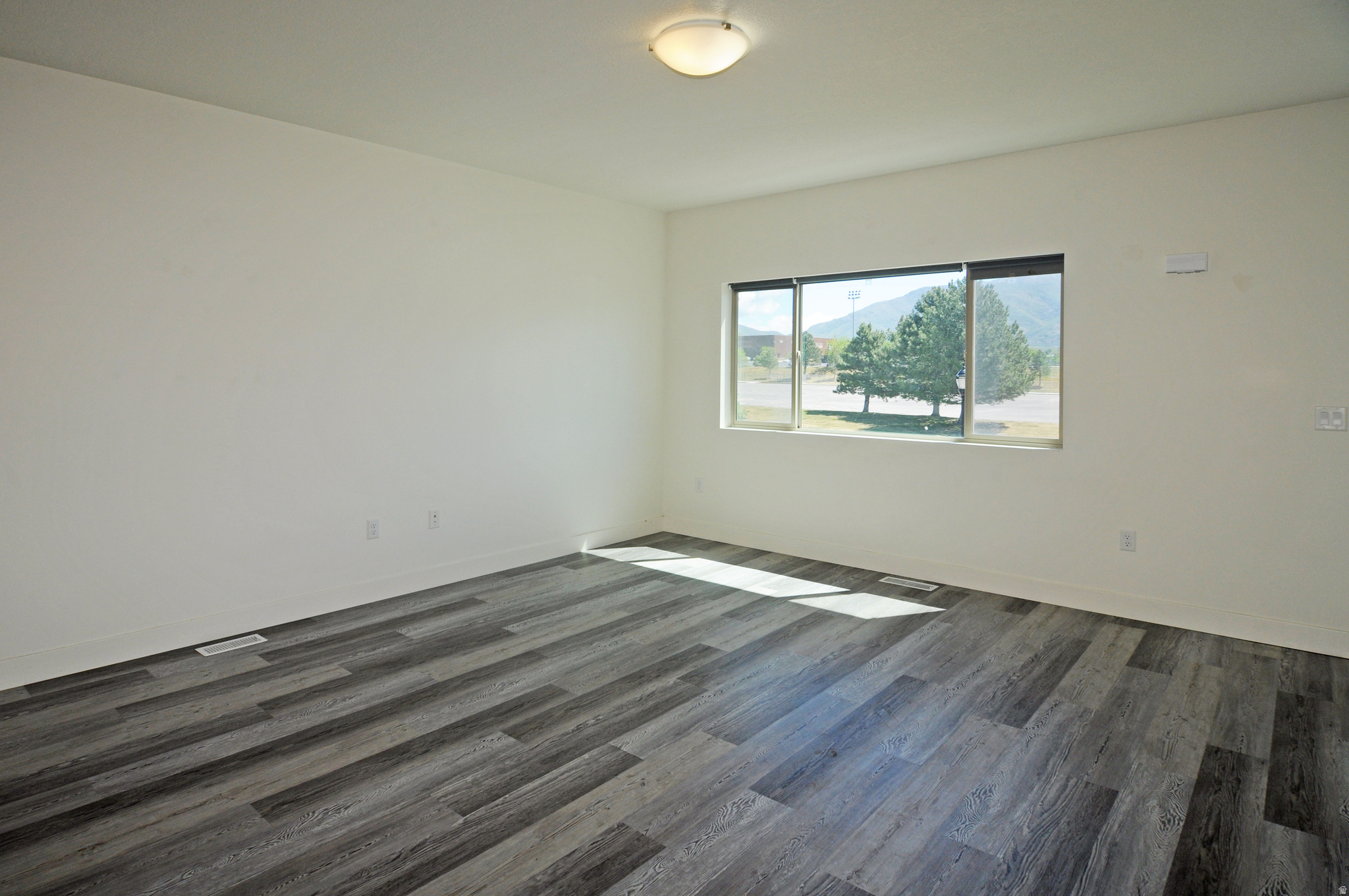 SUNRIVER TOWNHOMES - Residential