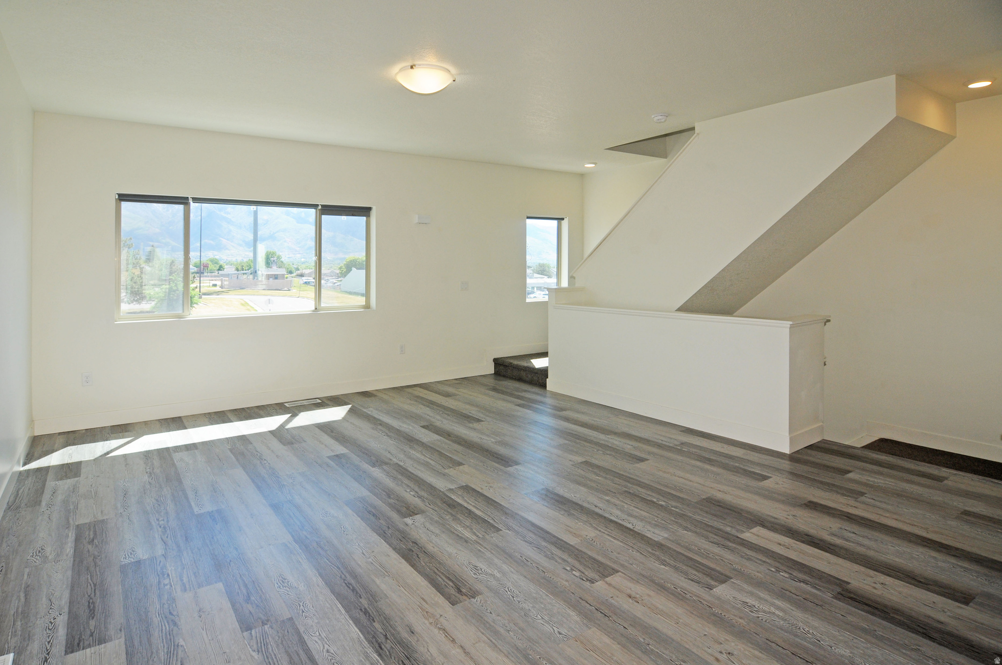 SUNRIVER TOWNHOMES - Residential