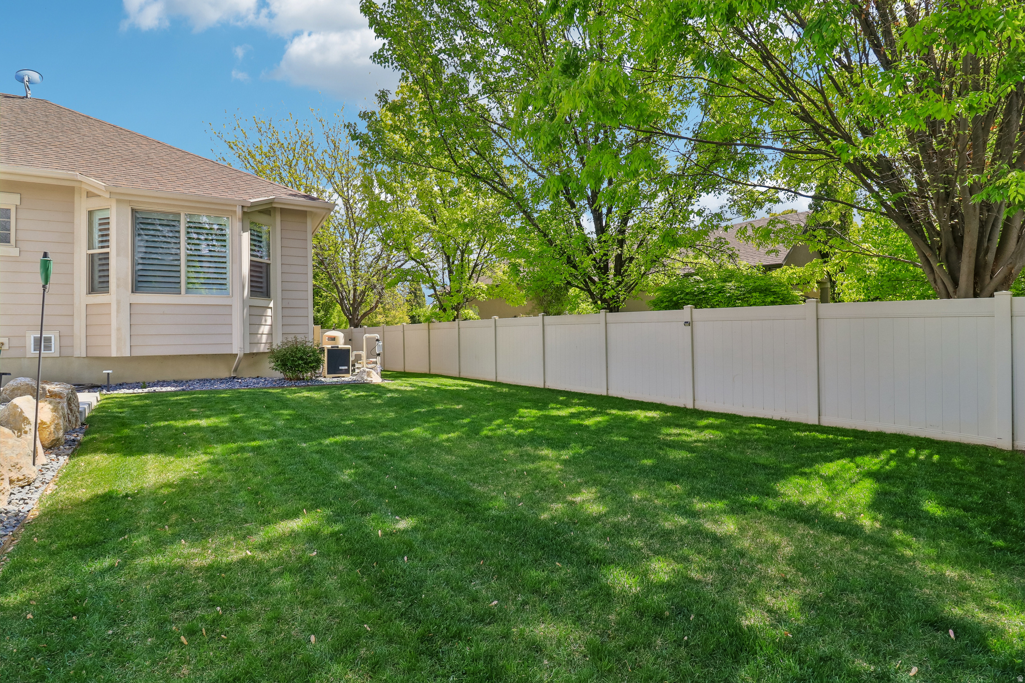 MOUNTAIN VISTAS - Residential