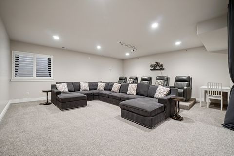 Tiny photo for 113 N VISTA VIEW DR, Kaysville, UT 84037 (MLS # 2132702)