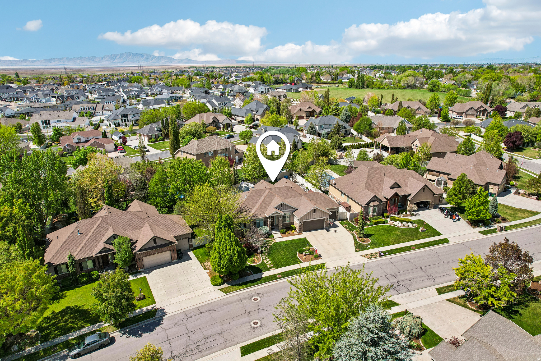 MOUNTAIN VISTAS - Residential