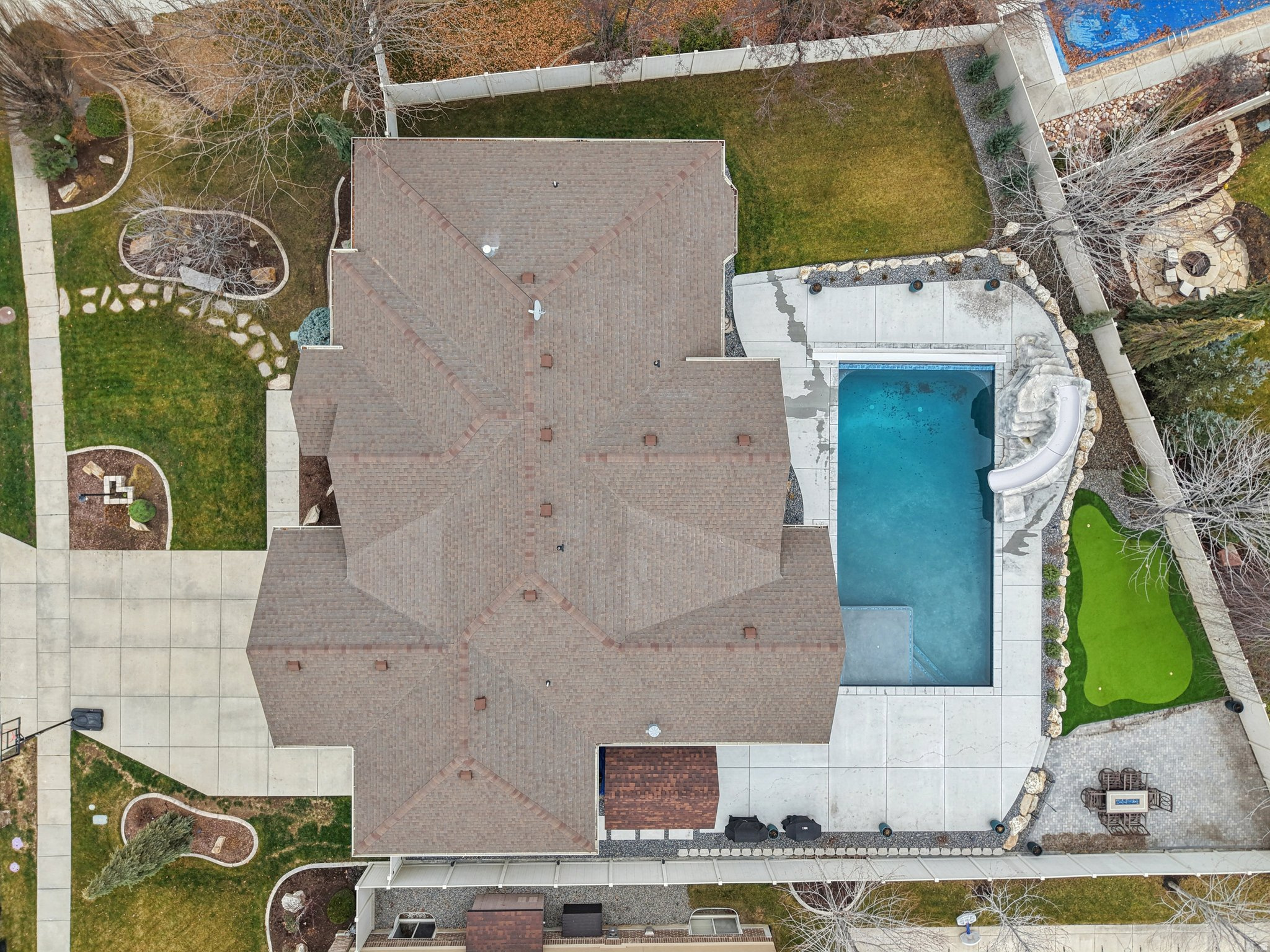 MOUNTAIN VISTAS - Residential