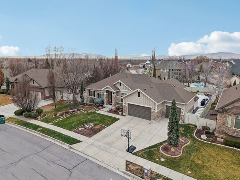 Tiny photo for 113 N VISTA VIEW DR, Kaysville, UT 84037 (MLS # 2132702)