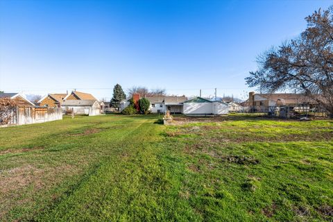 Tiny photo for 2232 S 1000 W, Syracuse, UT 84075 (MLS # 2124827)