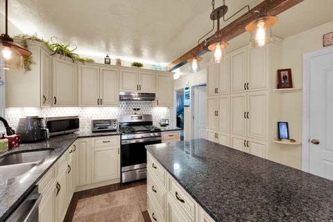 Tiny photo for 4558 S 300 W, Washington Terrace, UT 84405 (MLS # 2136495)