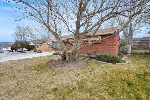 Tiny photo for 4558 S 300 W, Washington Terrace, UT 84405 (MLS # 2136495)