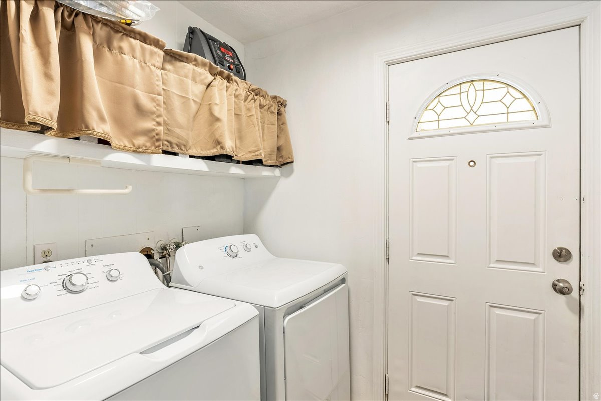 ATHERTON PARK - Residential