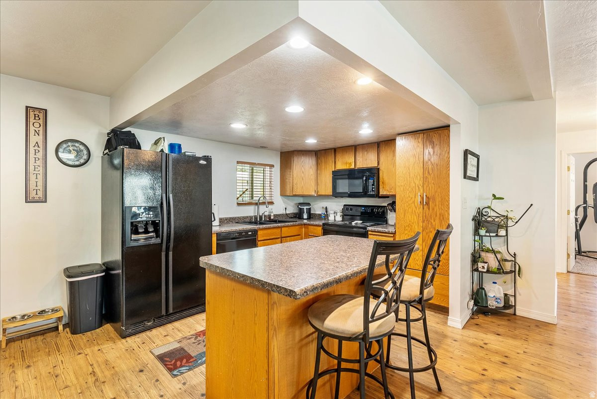 ATHERTON PARK - Residential