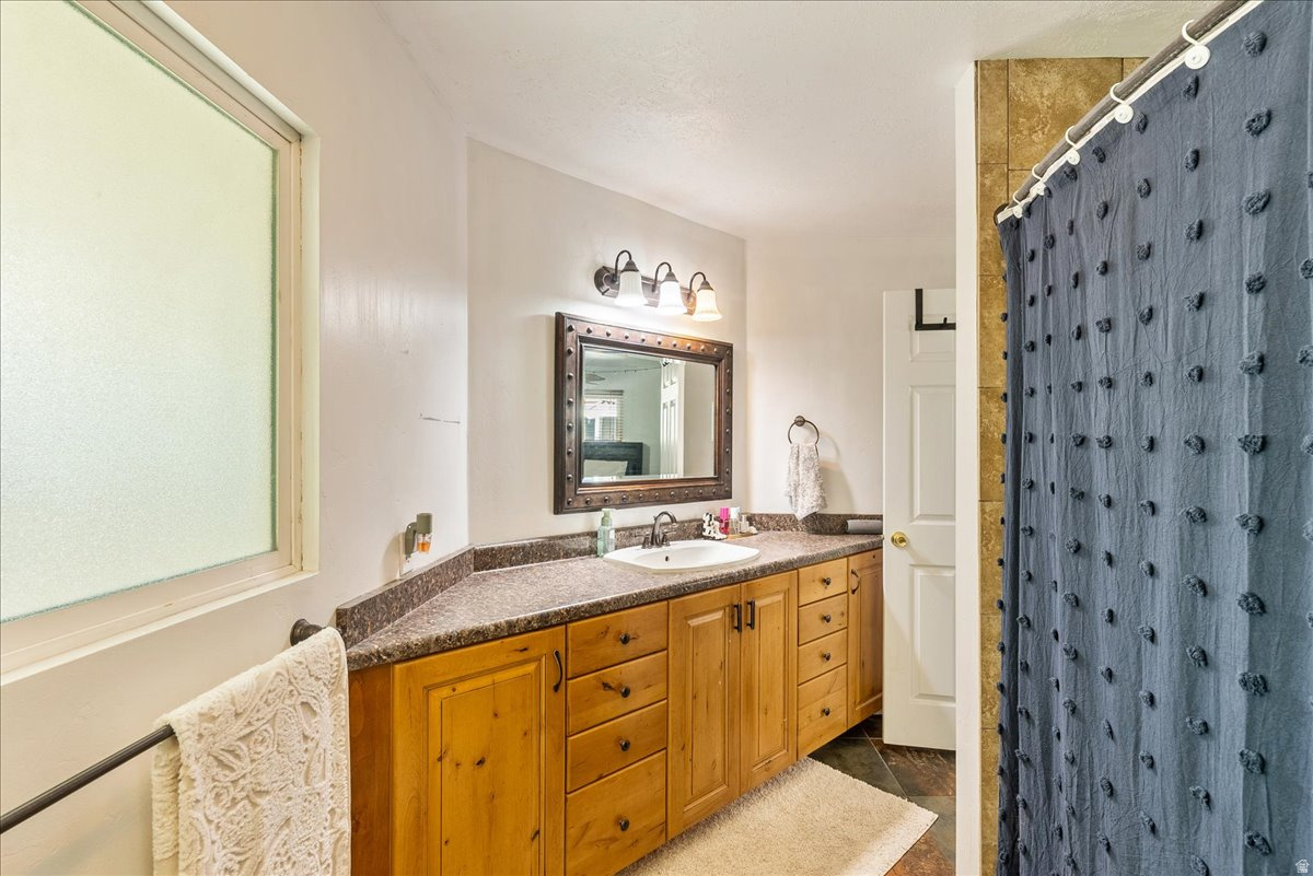 ATHERTON PARK - Residential