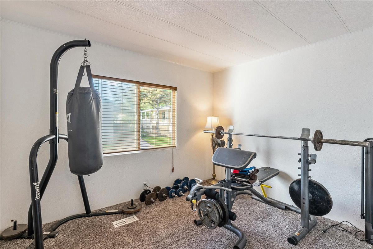 ATHERTON PARK - Residential