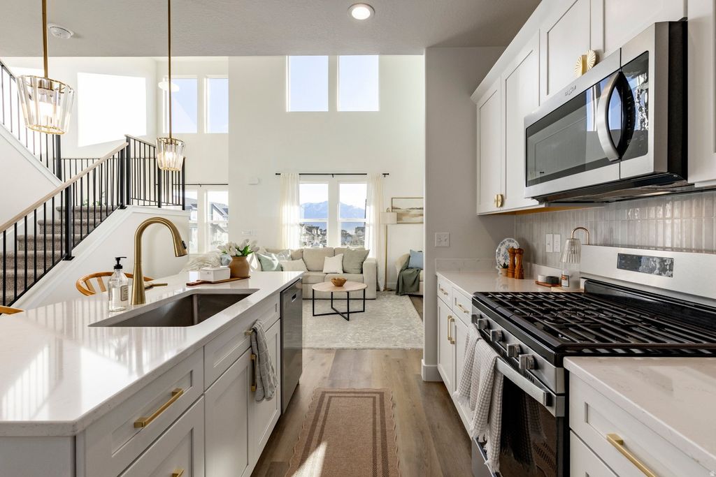 Photo of 13618 S VERNET DR, Riverton, UT 84096 (MLS # 2143713)