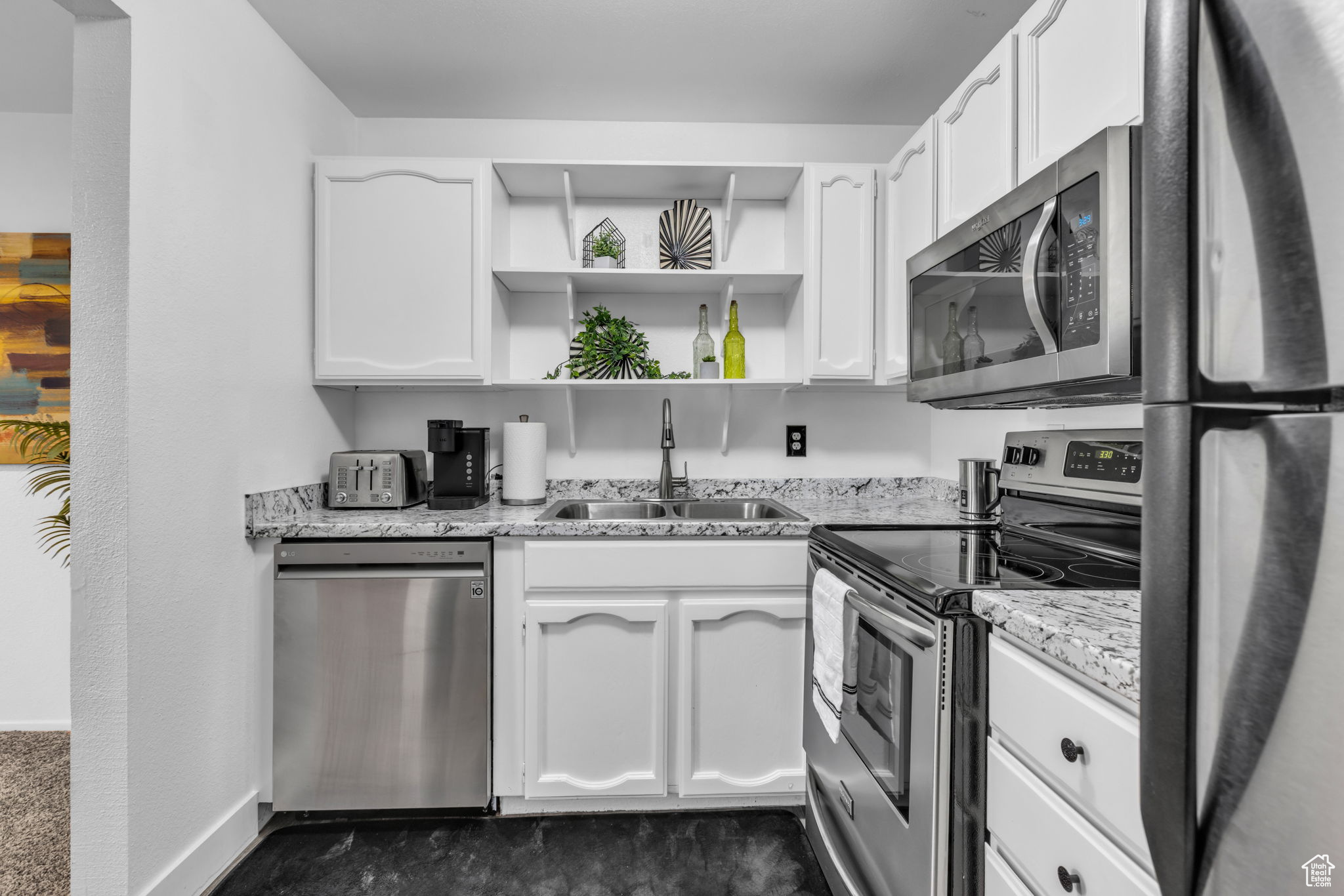 WEDGEWOOD WILLOWS - Residential