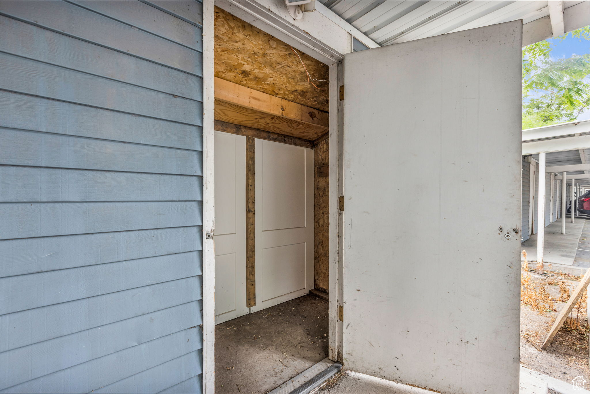 WEDGEWOOD WILLOWS - Residential