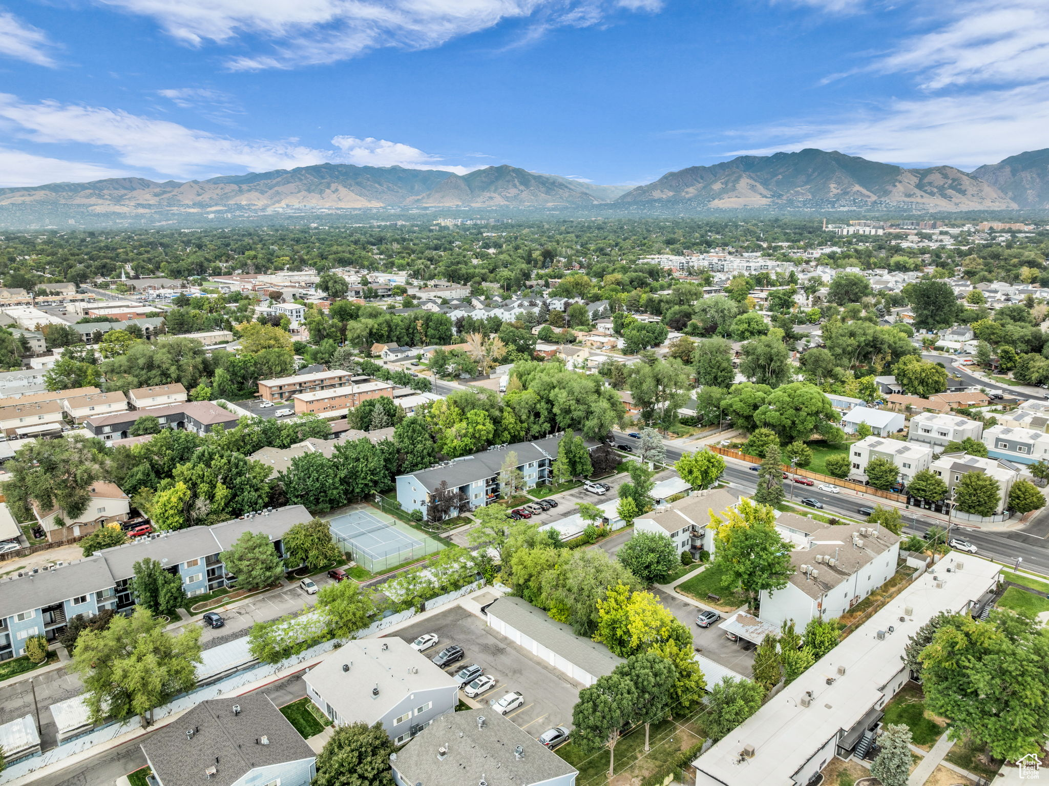 WEDGEWOOD WILLOWS - Residential
