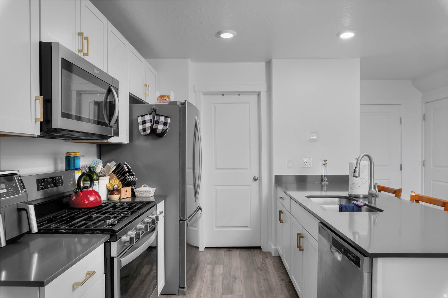 SUMMIT RIDGE TOWNS - Residential