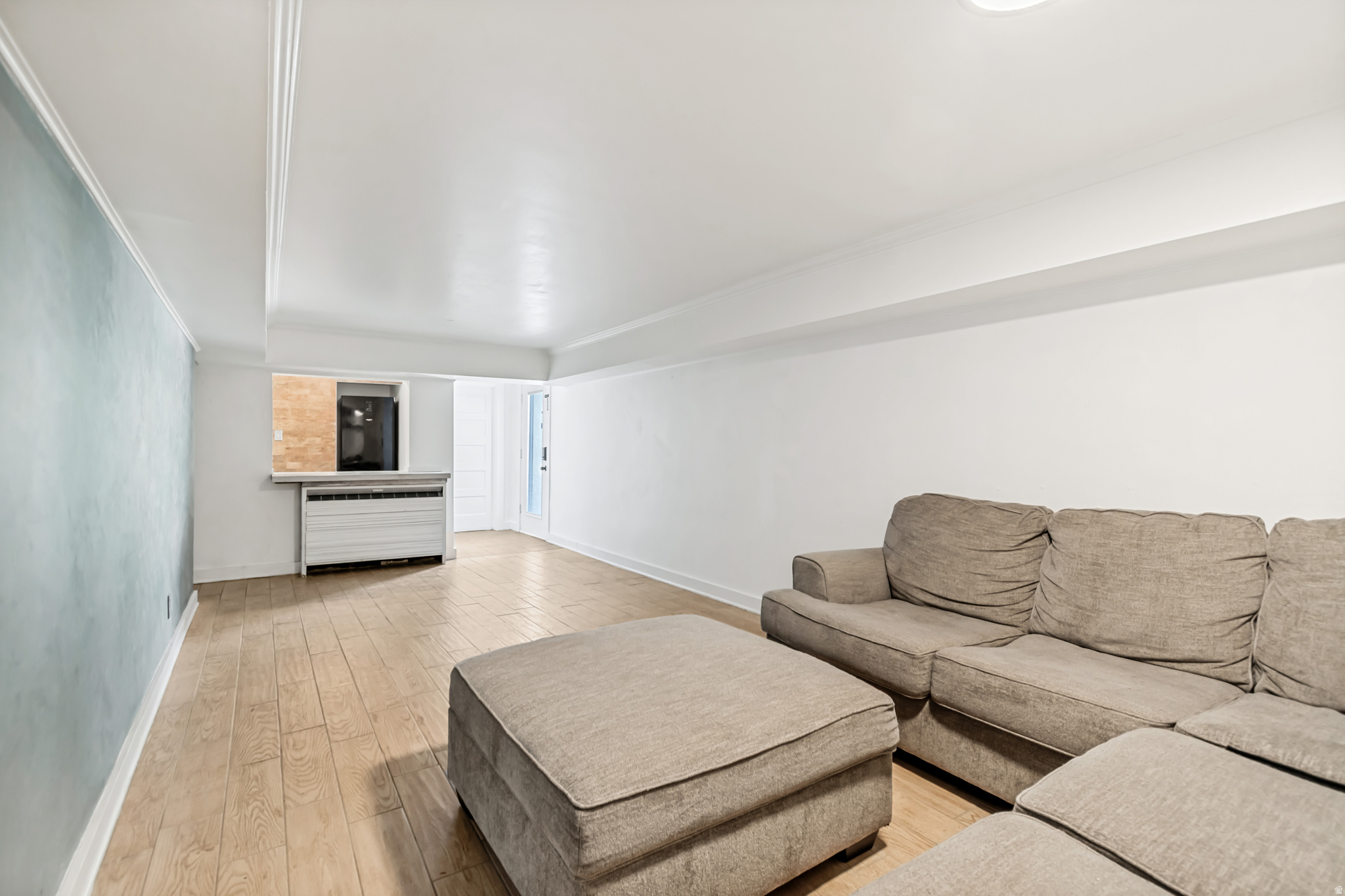 LAIRD - Residential