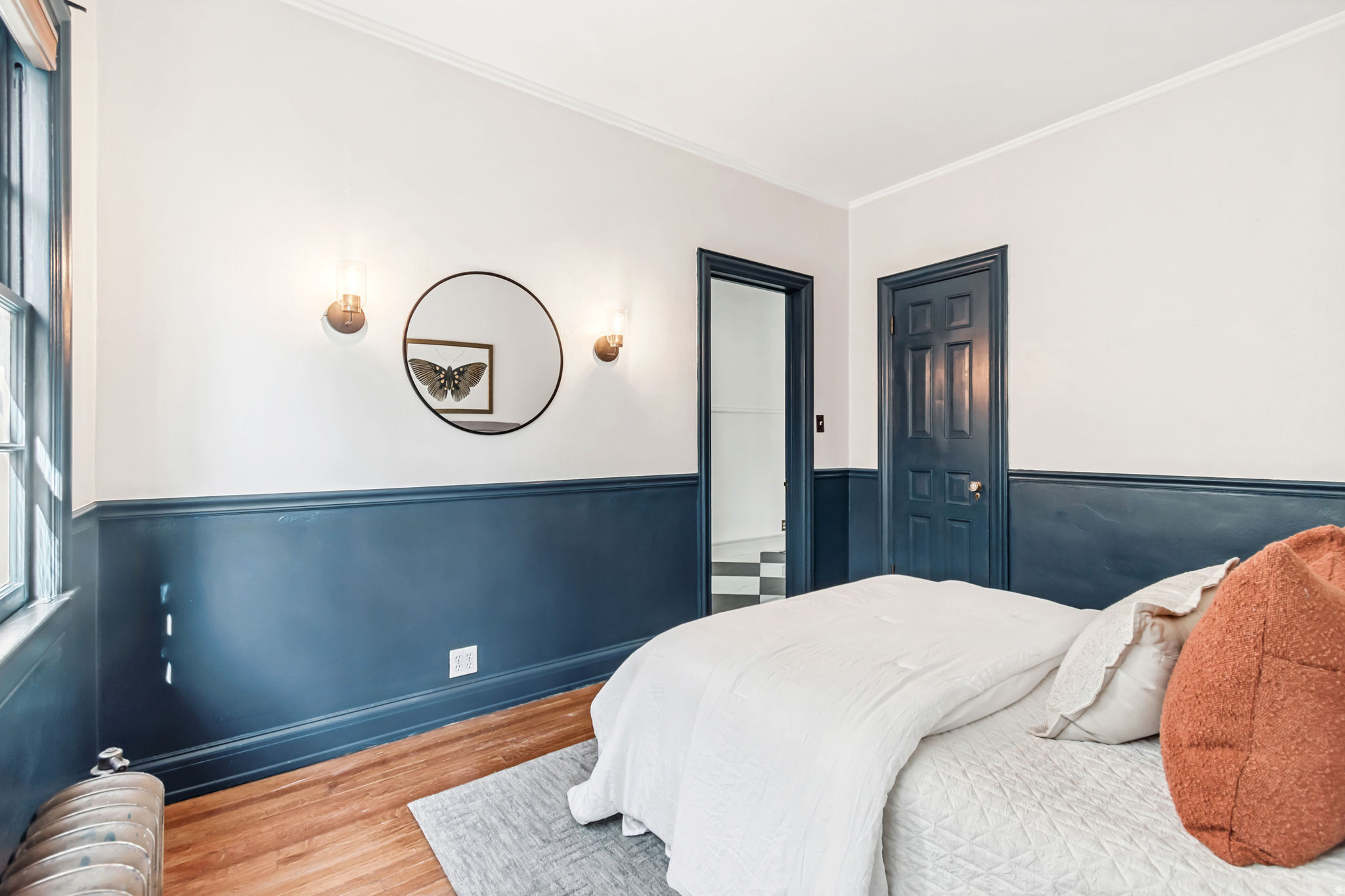 LAIRD - Residential