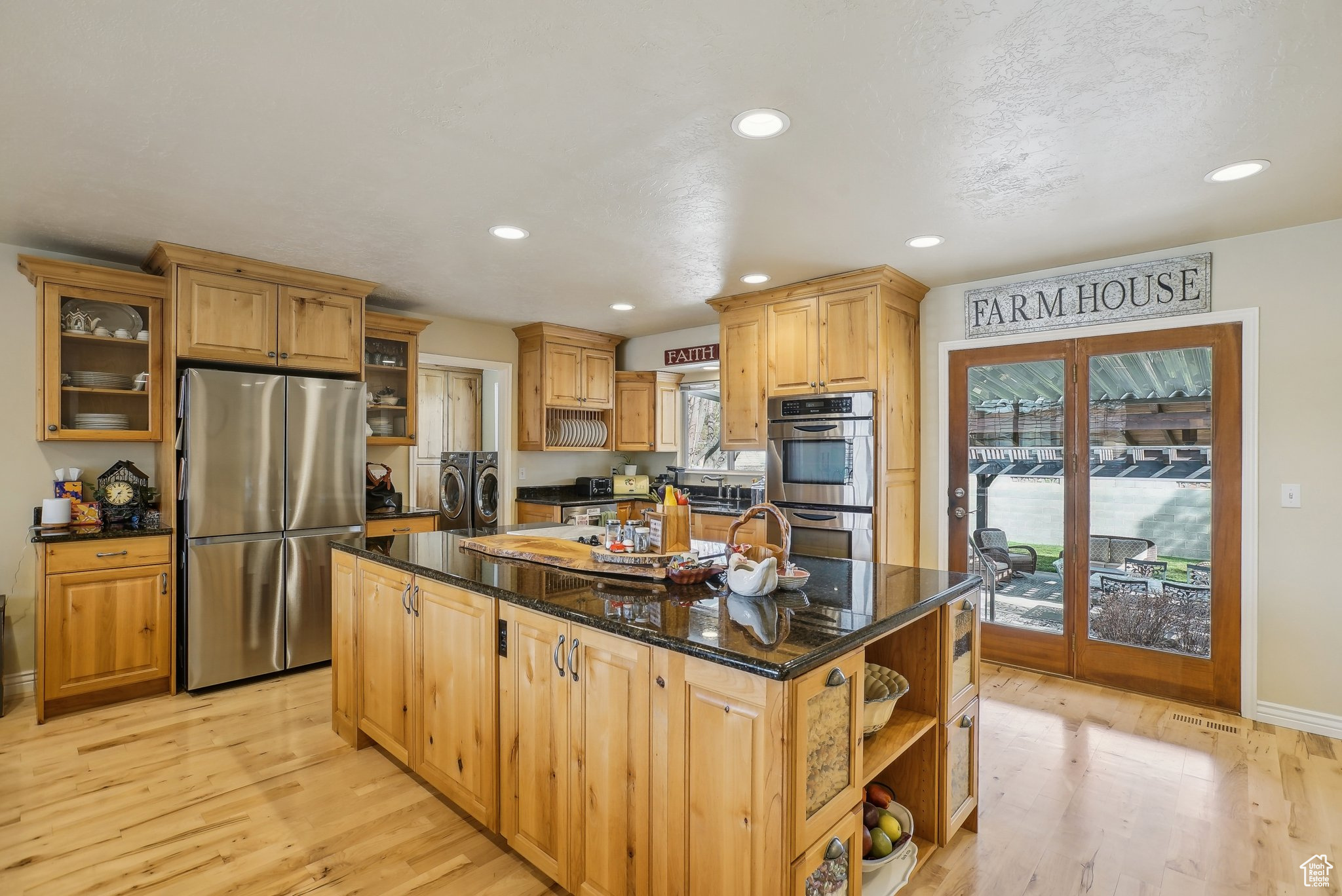 2660 W 9435, South Jordan, Utah image 11