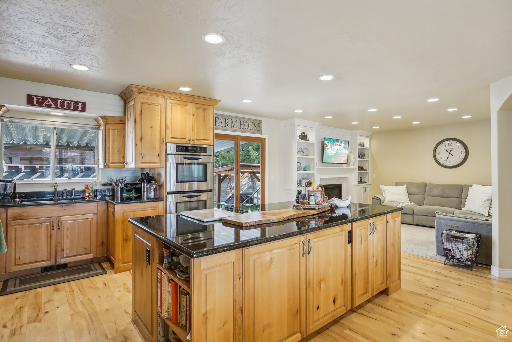 2660 W 9435, South Jordan, Utah image 14