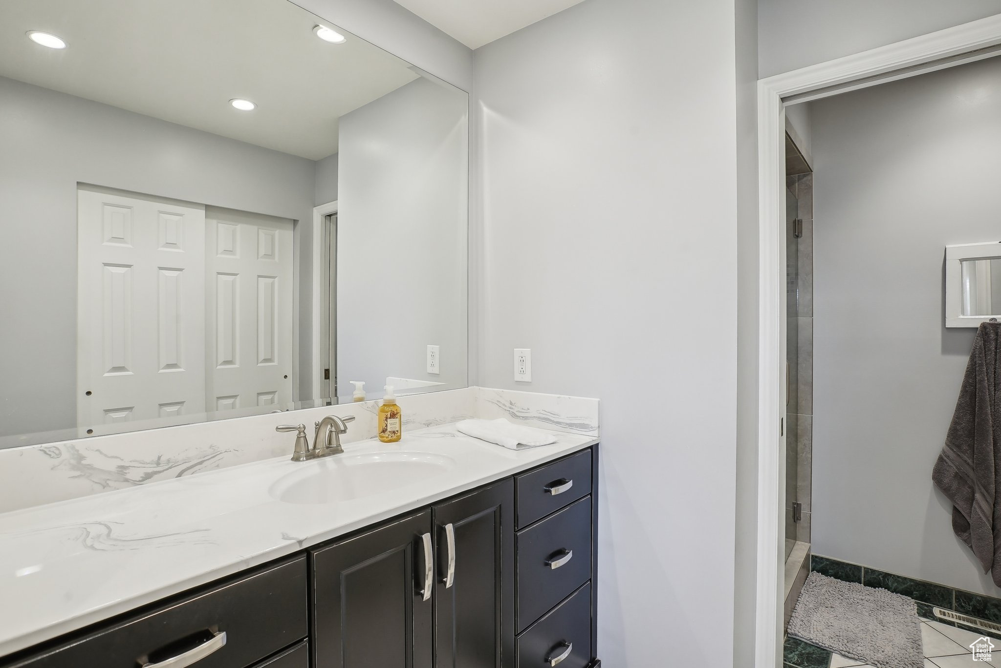 2660 W 9435, South Jordan, Utah image 19