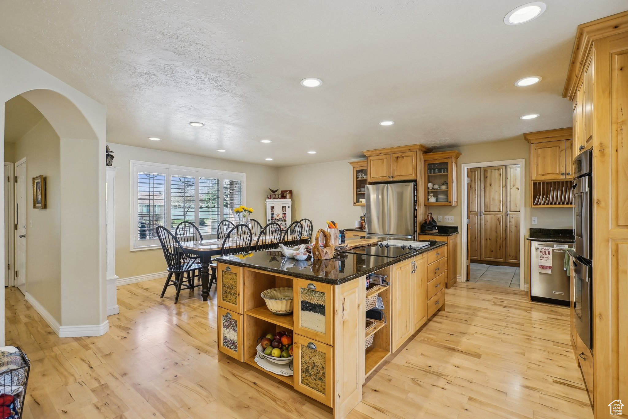 2660 W 9435, South Jordan, Utah image 10