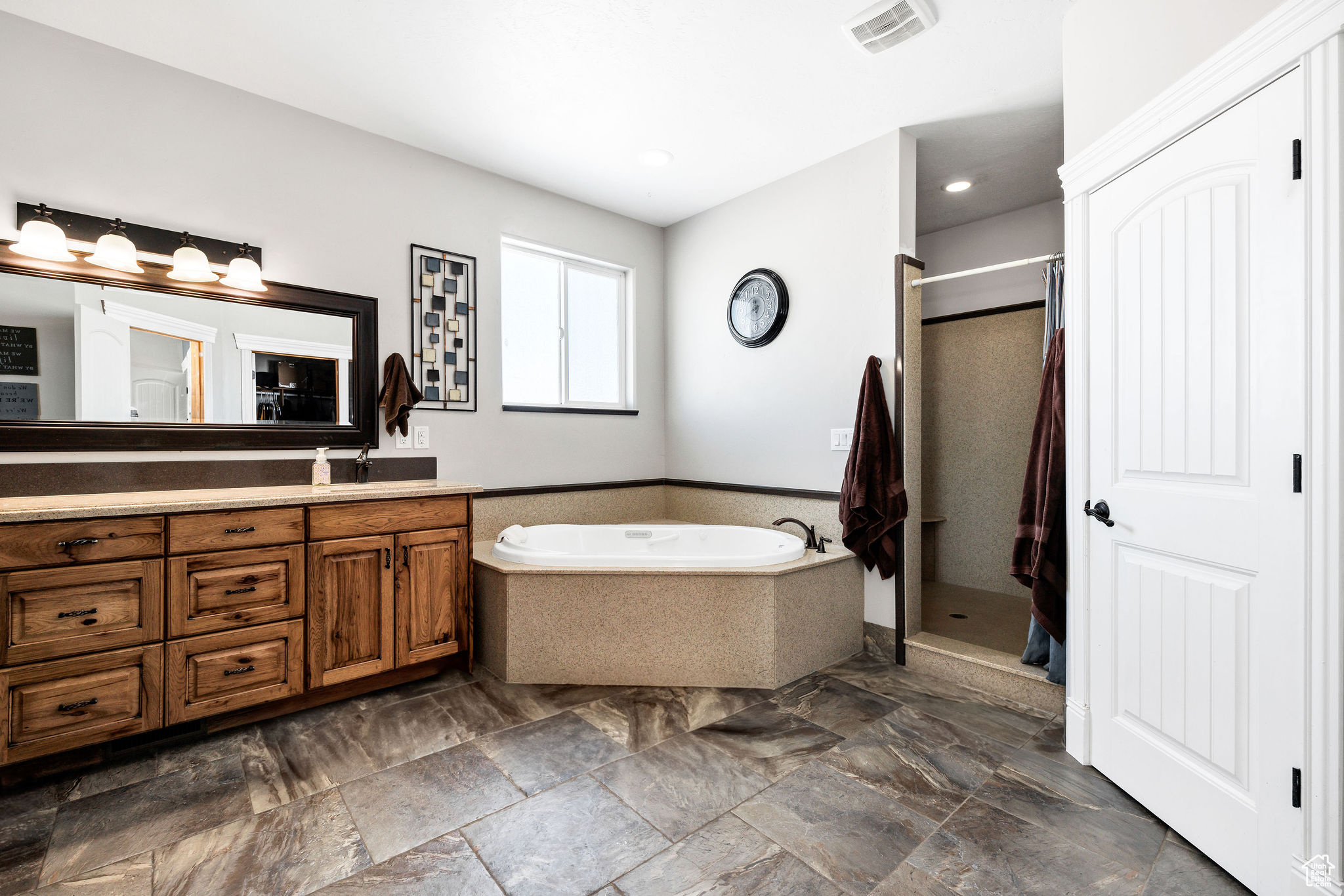 7223 N Estancia Ln, Smithfield, Utah image 28