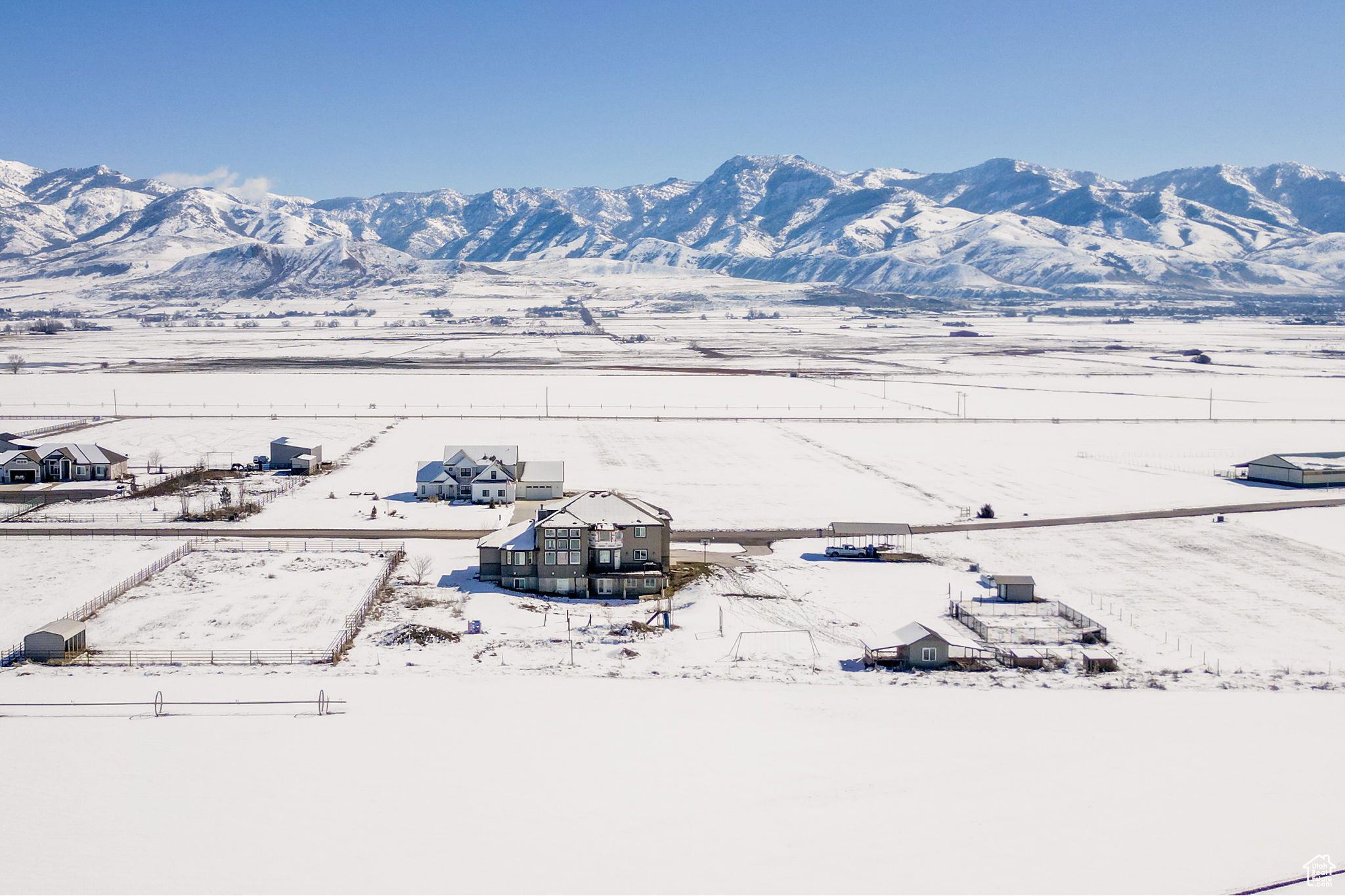 7223 N Estancia Ln, Smithfield, Utah image 6