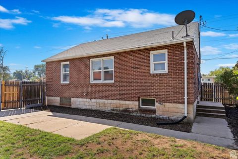 Tiny photo for 2318 W 5600 S, Roy, UT 84067 (MLS # 2138575)