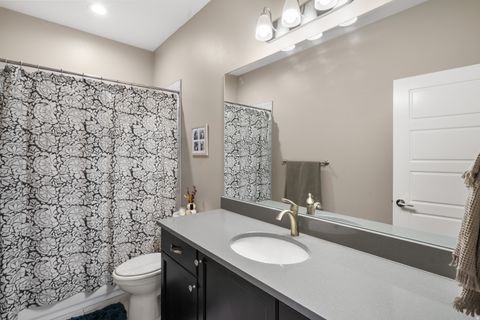 Tiny photo for 1437 E HOLLYHOCK CT, Layton, UT 84040 (MLS # 2149134)
